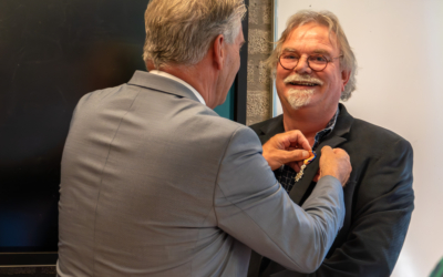 🎉 Koninklijke onderscheiding voor geschiedenisdocent Albert Jens